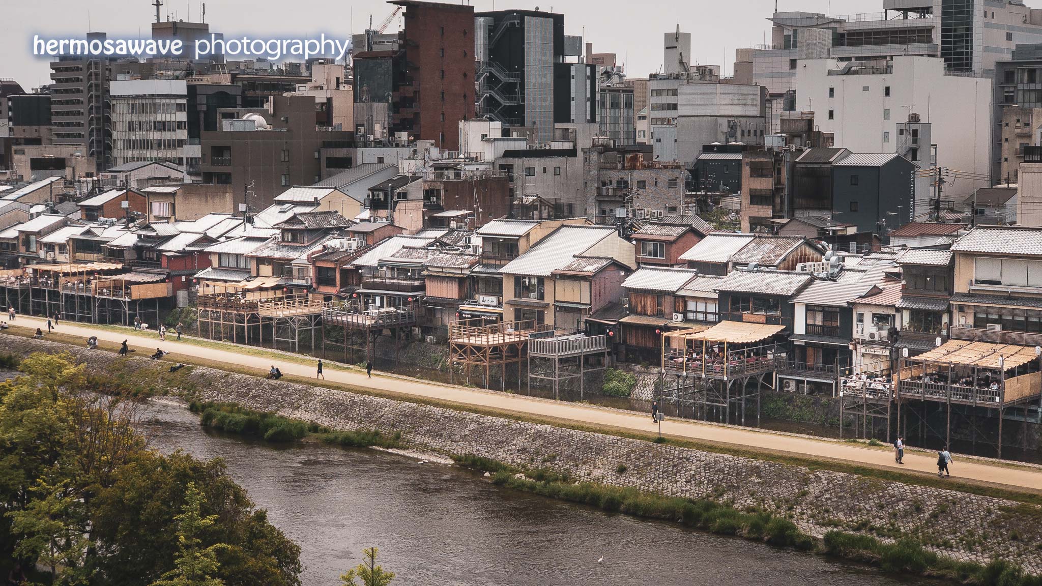 Summer Decks on the Kamogawa • 鴨川の川床